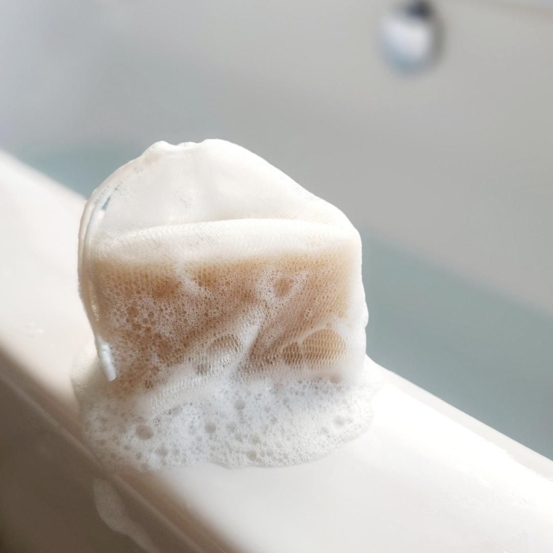 tiny human supply co make a splash organic baby soap and shampoo bars 